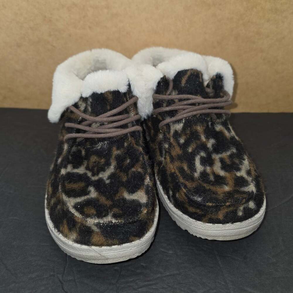 Hey Dude Women's Britt Abstract Tan Leopard ankle booties Size 6